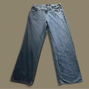 Hollister Women's Baggy Low rise Jeans